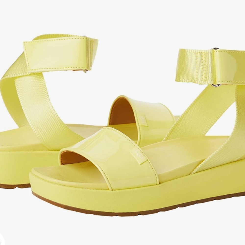 Brand New Uggs Sandals
